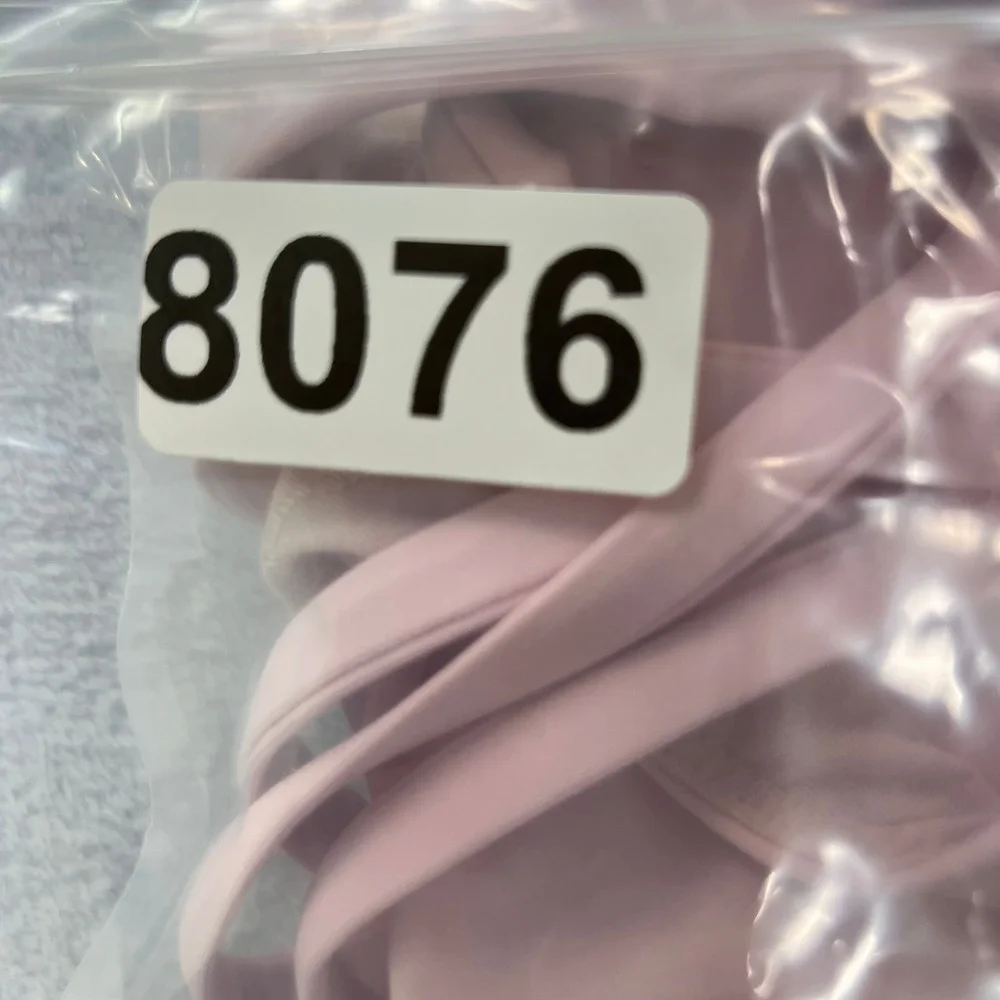 Lululemon Energy Longline Bra Size 4 Meadowsweet Pink Luxtreme Strappy Yoga Gym